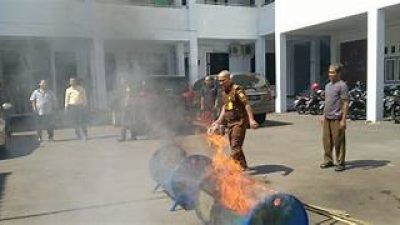 Sabu, Ganja dan Uang Palsu Jadi Abu di Cimahi